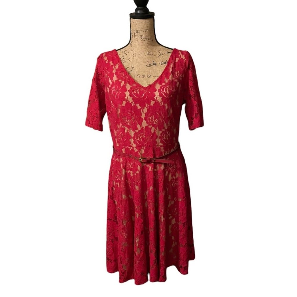 Danny‎ And Nicole Lace Dress